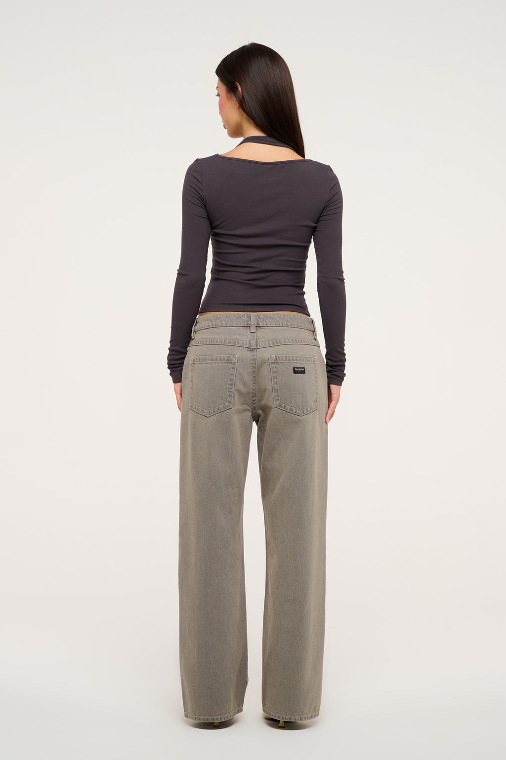 Abrand Jeans Pixie Halter Ls Top in CHARCOAL
