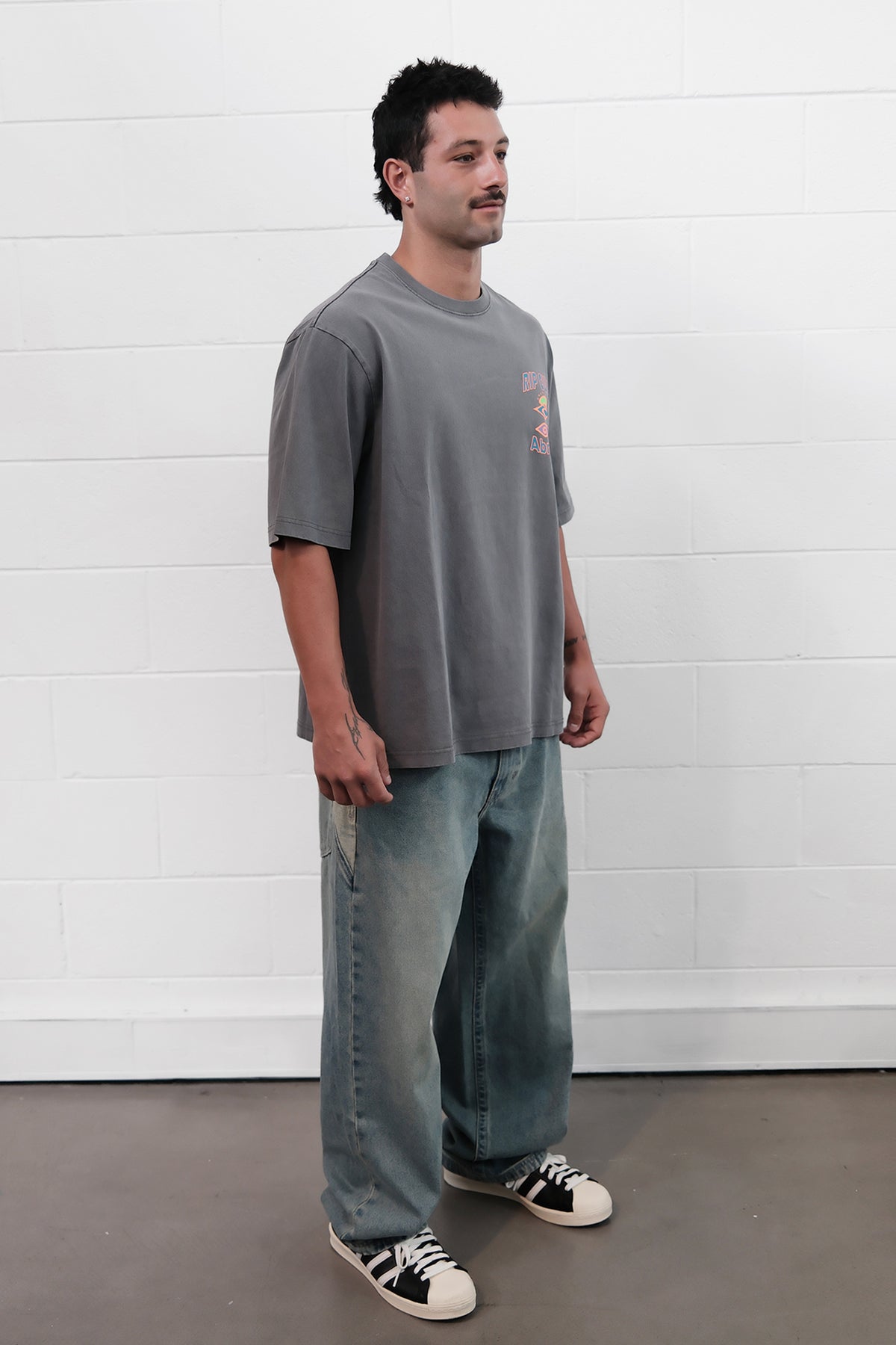 Abrand Jeans Rc A5 Baggy Caleb Board in CALEB