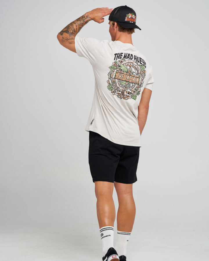 The Mad Hueys Troppo Captain | Ss Tee in SMOKE