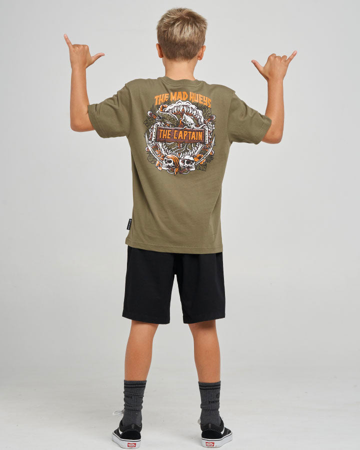 The Mad Hueys Troppo Captain | Youth Ss Tee in OLIVE