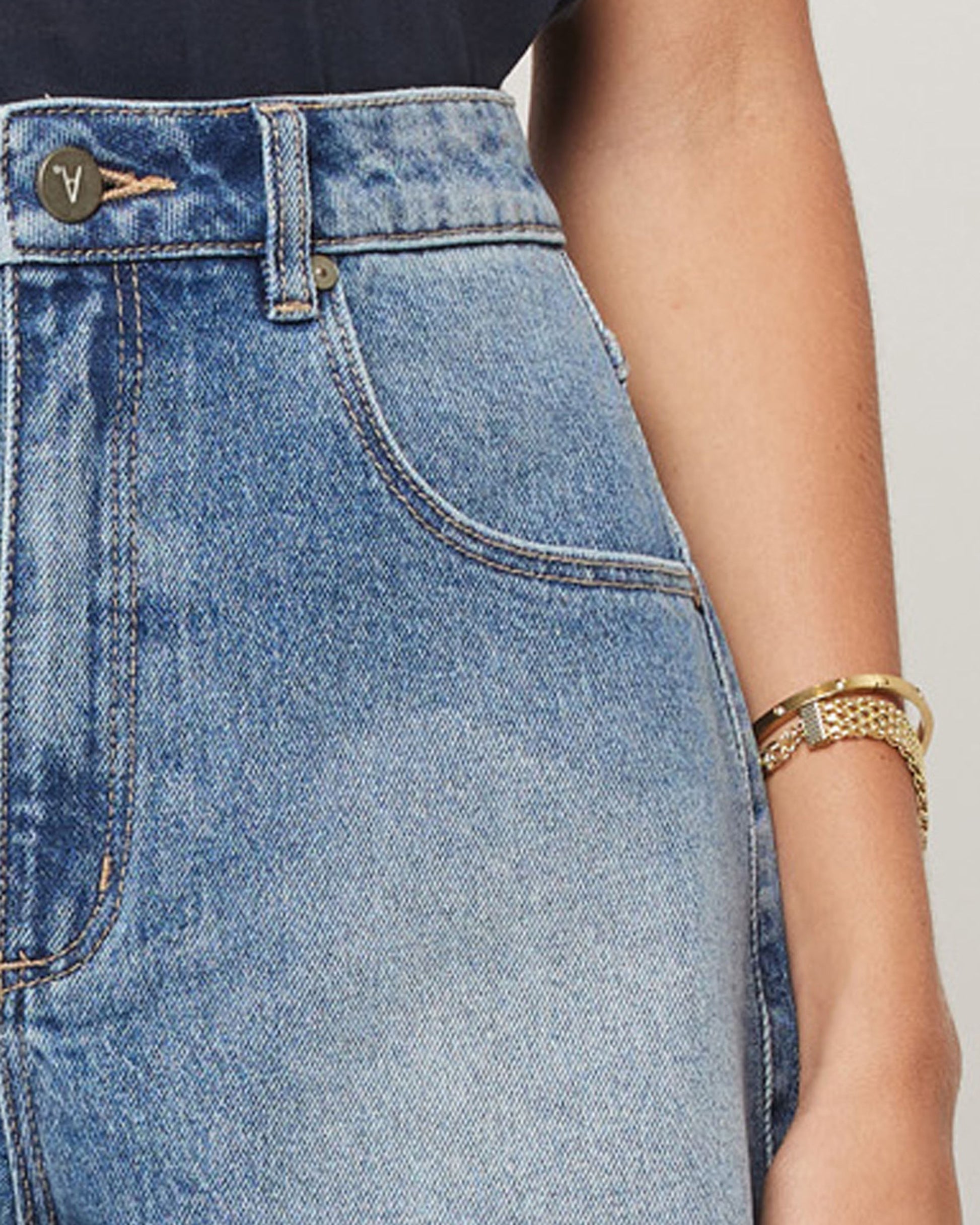 Abrand Jeans Venice Short Paloma in PALOMA